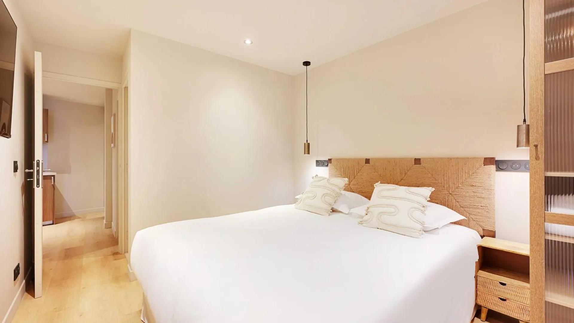 Magnificent - 3bd-10p - Buttes Aux Cailles